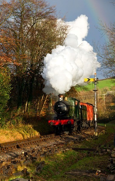 Passing the distant - Trains of Thought