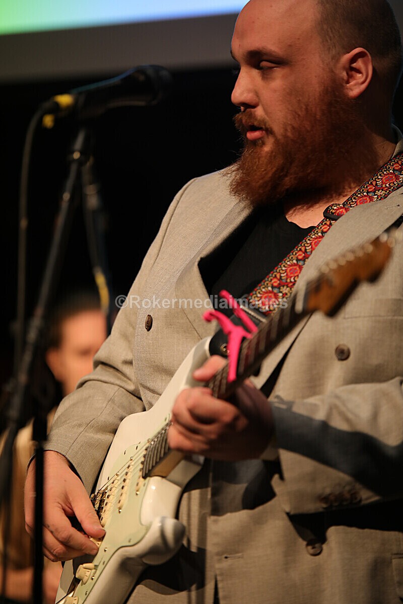 FOLK N BLUES-507 - FOLK and BLUES SEPT 2022