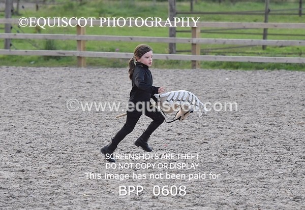 BPP_0608 - HOBBY HORSE SHOWJUMPING CLASSES