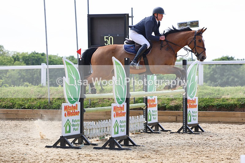 3E7A1198 - Class 14: Senior 1.15m Open