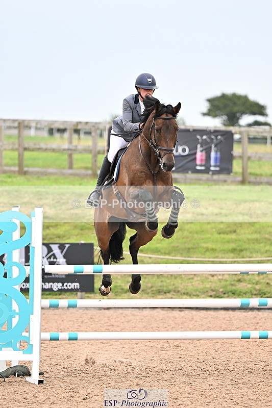 240828A-160539-01277 - Cls 5 Snr Foxhunter and 1.20m Open