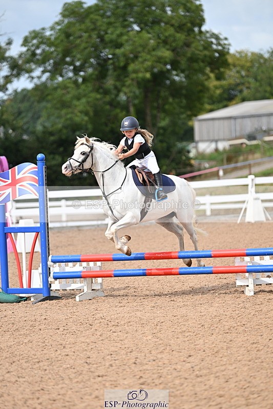 240806A-160104-00180 - Clear Round & 60cm BS Club & Schools