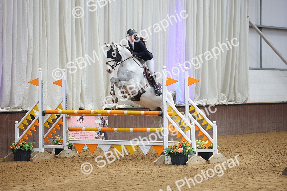 SBM_010784 - Class 23 - Senior Newcomers/ 1.10m Open - First Round (1.10m)