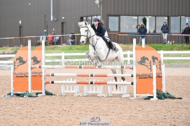 250112-113149-01059 - Cls 19 Snr 1.05m Open