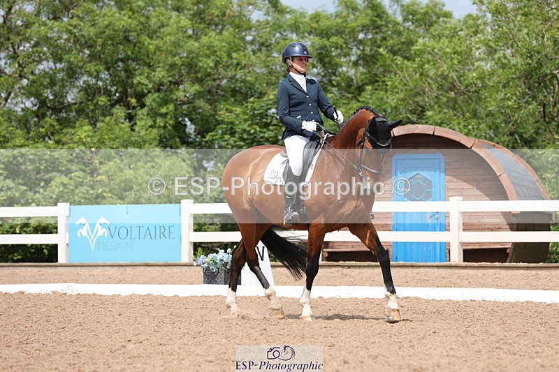 240621A-122942-00749 - Cls 12 BD Music Medium