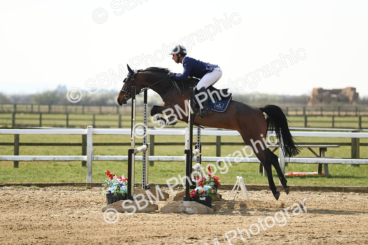 SBM_002157 - Class 9 - Senior Discovery - 1.00m