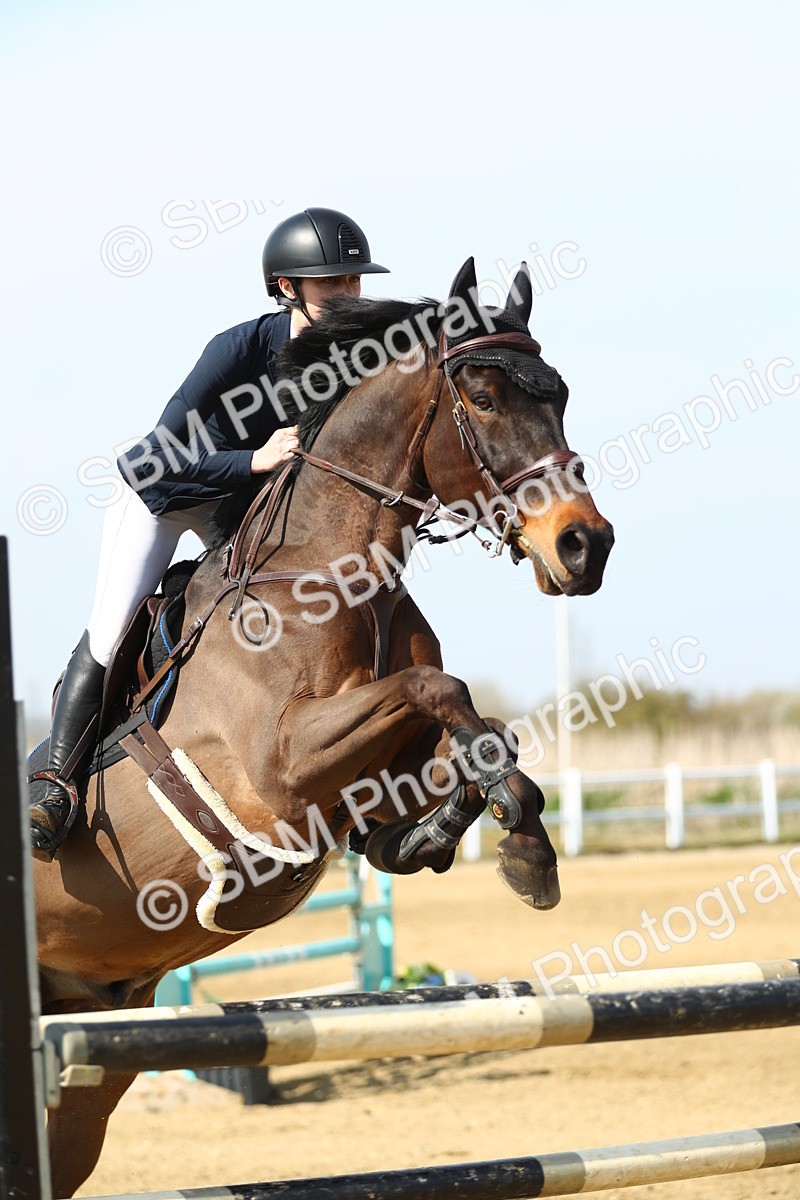 SBM_002835 - Class 11 - Senior Foxhunter - 1.20m