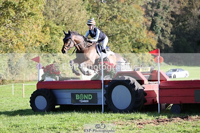 241026-145728-14422 - 548-Fenella.Redvers-DANCING.PADDE