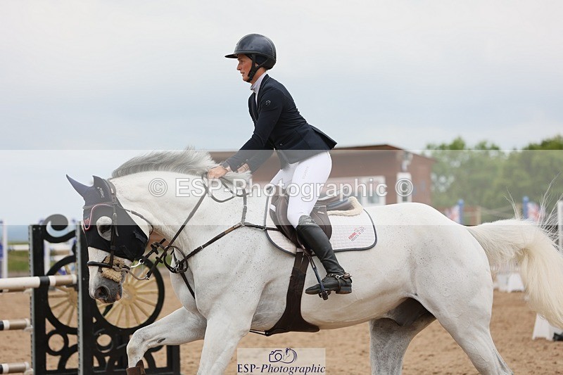 250524-114946-04617 - Cls 14 Snr Newc 1st Rnd