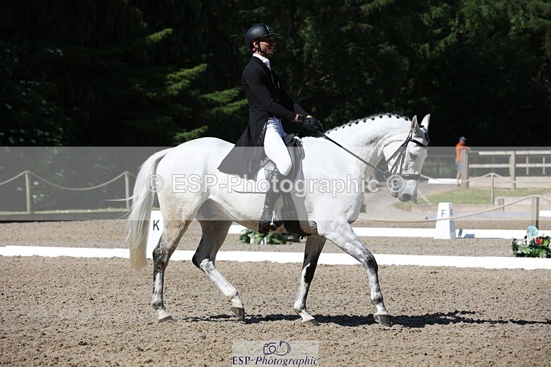 230526-101525-05216 - 359-LONG_BEACH-Giorgio_Nardilli-WEDTrotUp+DR