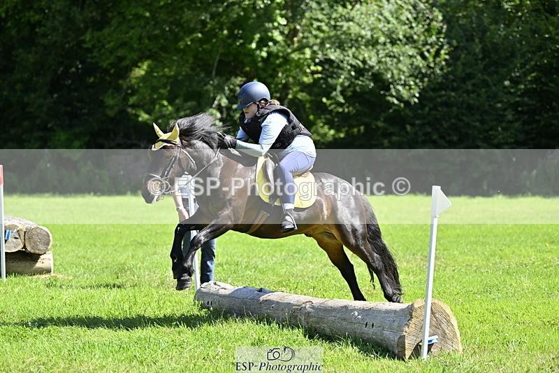 240728B-104833-00714 - Theo's Group XC