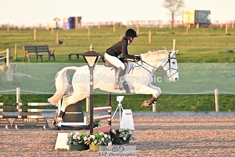 250401-192655-01014 - 90cm Classes