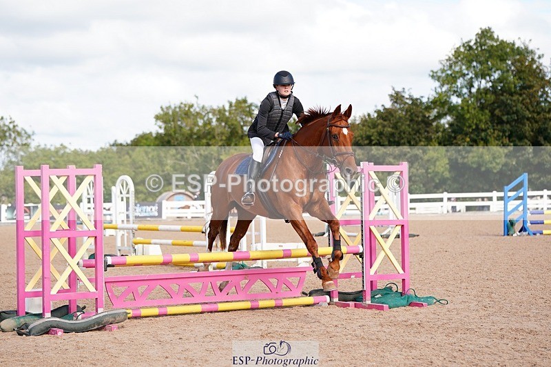 250921-112034-02647 - Cls 21+22 Club and Schools 70cm