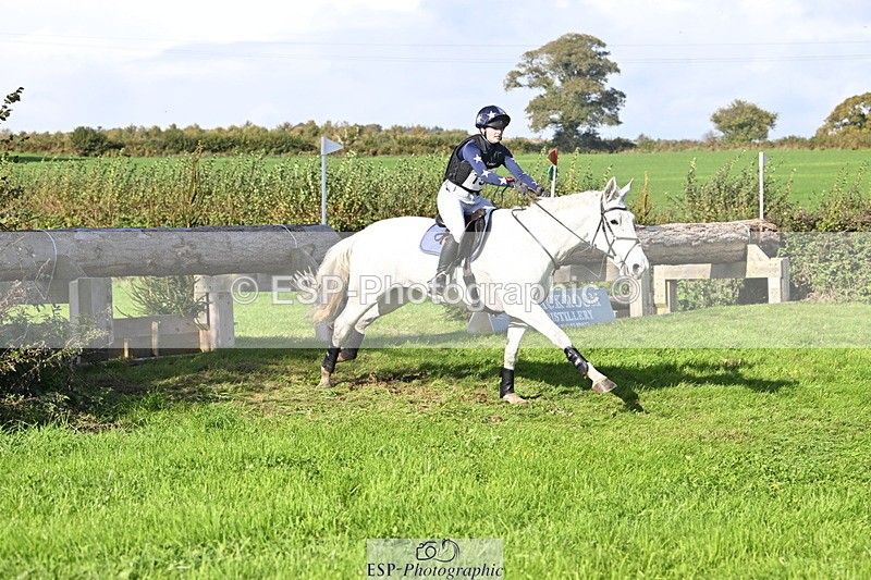 251024A-130403-11358 - B-153-Charlotte.Franck-Steier