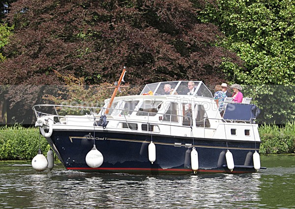 100702 SILVER CLOUD IMG_0263 - HENLEY REGATTA - FRIDAY 2nd JULY 2010