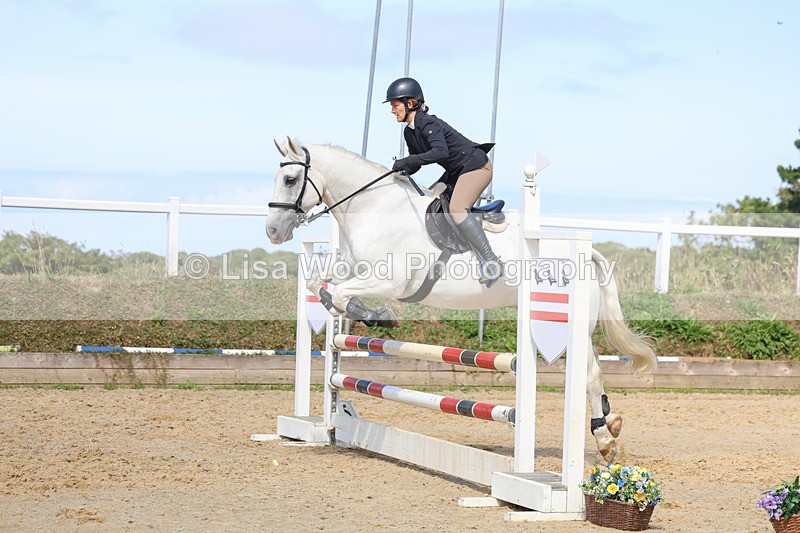 3E7A1119 - Class 4: Senior British Novice/90cm open