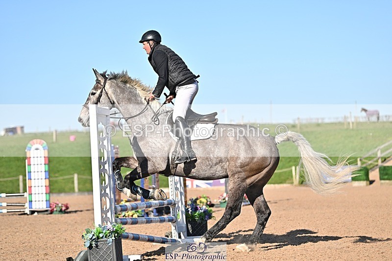 250401-170012-00236 - 70cm classes