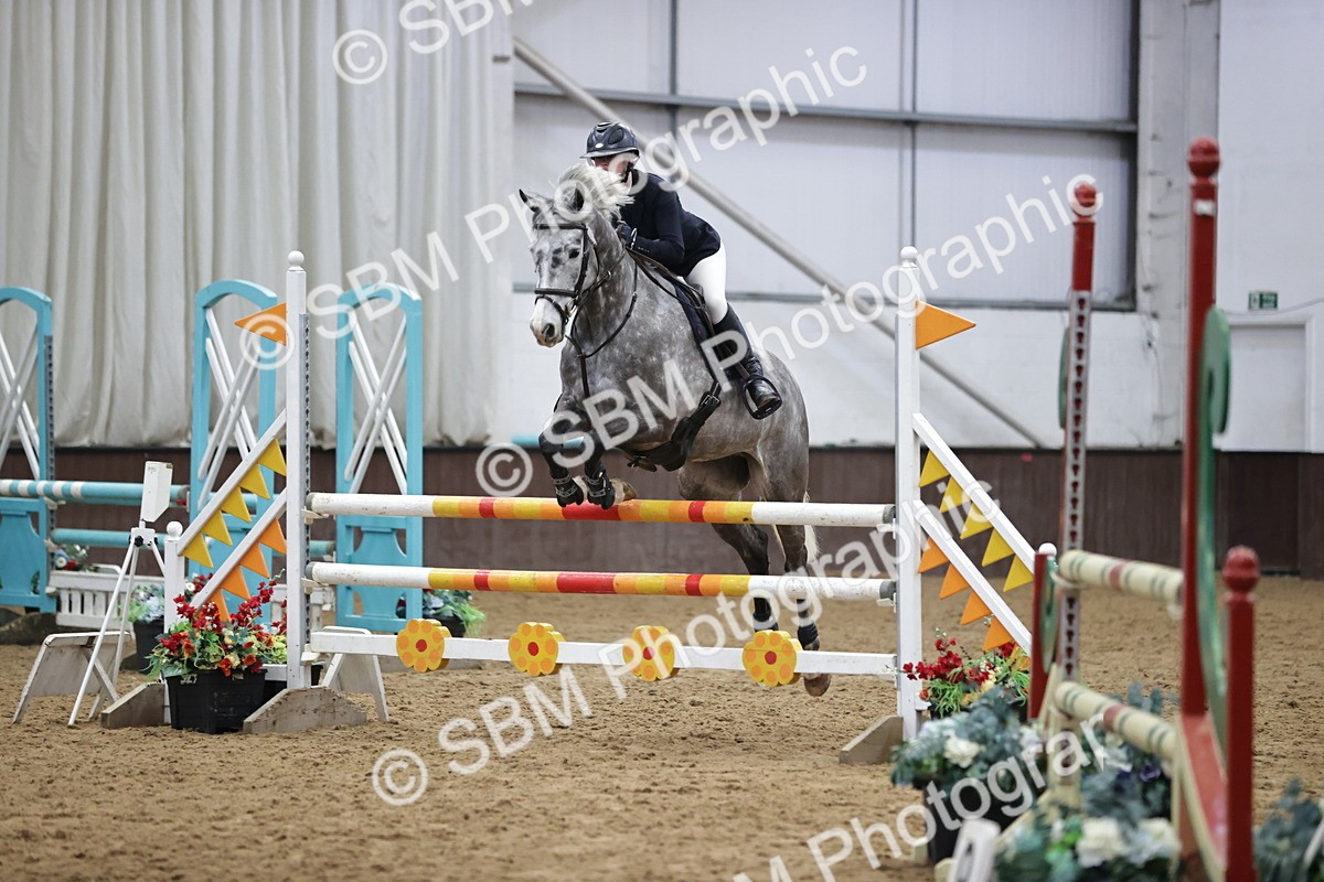 SBM_000923 - Class 3 - Nupafeed Supplements Senior Discovery/ 1m Open