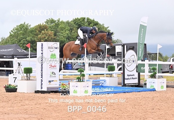 BPP_0046 - CLASS 25 SUN HOYS Redpost Equestrian Senior Foxhunter Second Round