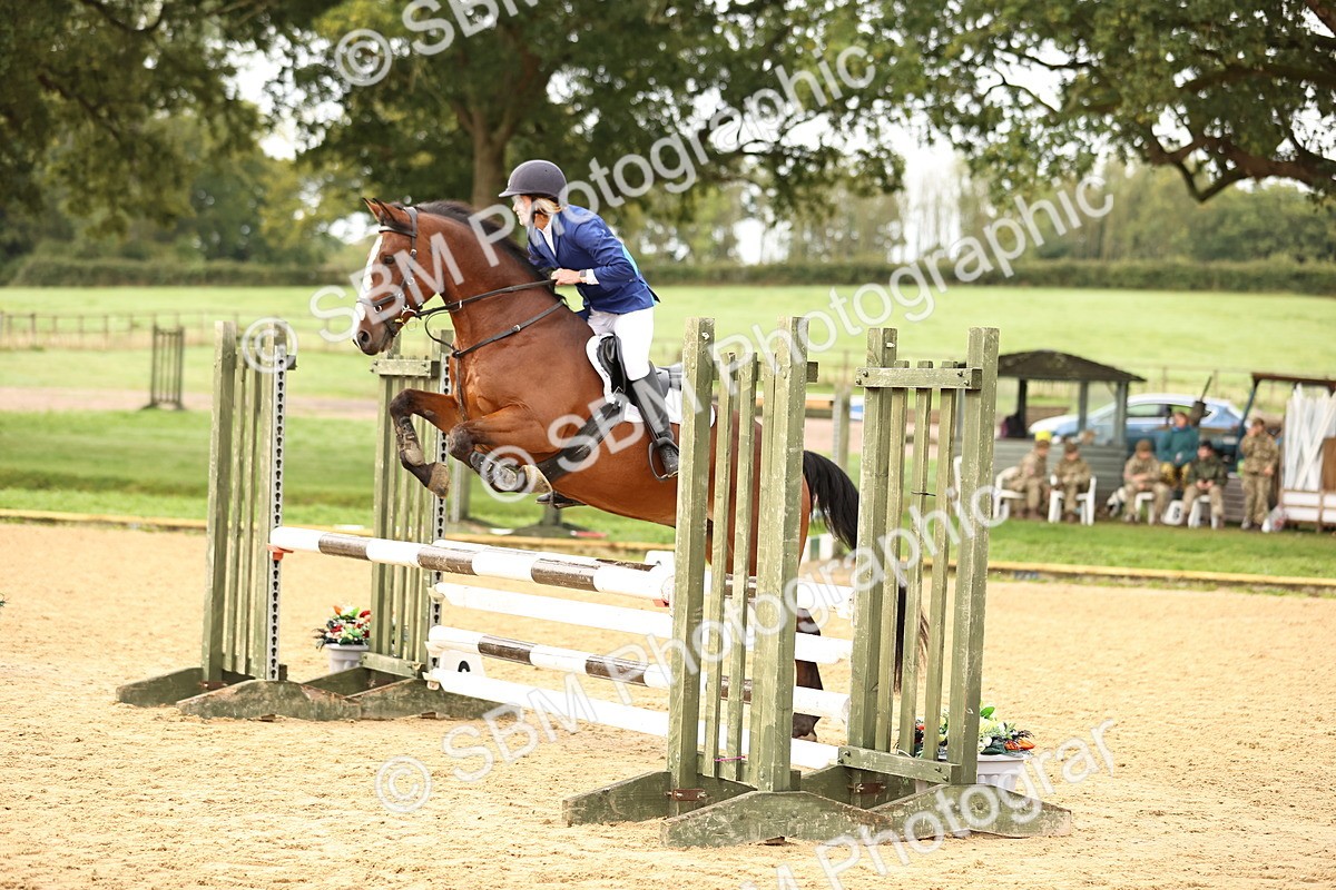 SBM_58235 - J41 - Grand Tour Horse & Pony 95cm