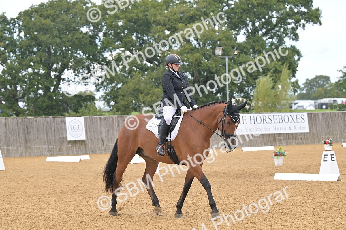 SBM_03851 - D2 - Small Tour Championship Intro 2