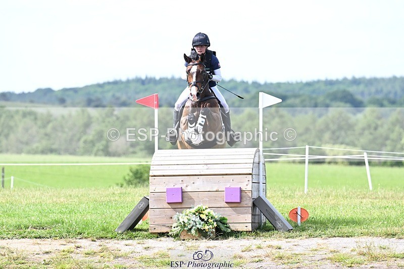 260530A-160726-17081 - A-127-Isabella.Moreton