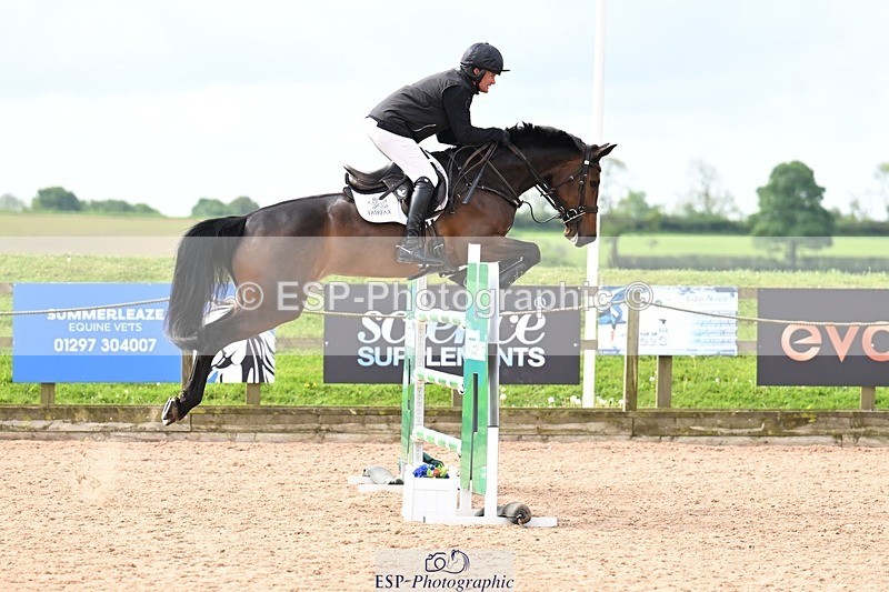 260507-101005-01415 - Cls 1 Snr Foxhunter