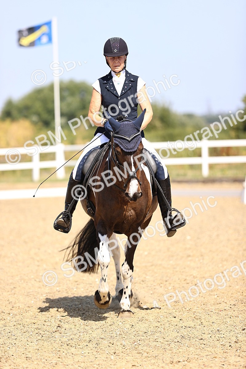 SBM_009429 - Novice 5 - 9.50-10.53