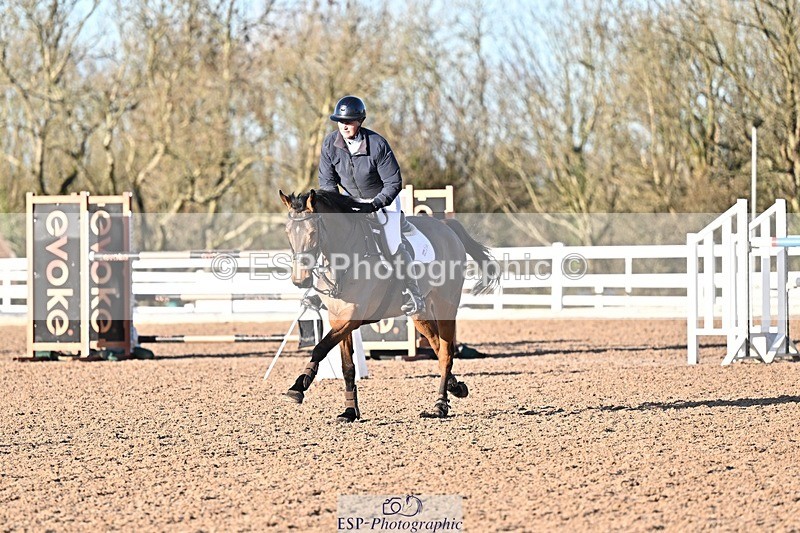 251203-140256-00777 - Cls 5 Foxhunter and 1.20m Open