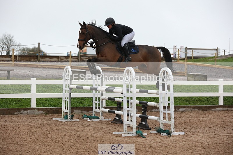 231112A-132650-04464 - Cls 20 Newcomers & 1.10m Open