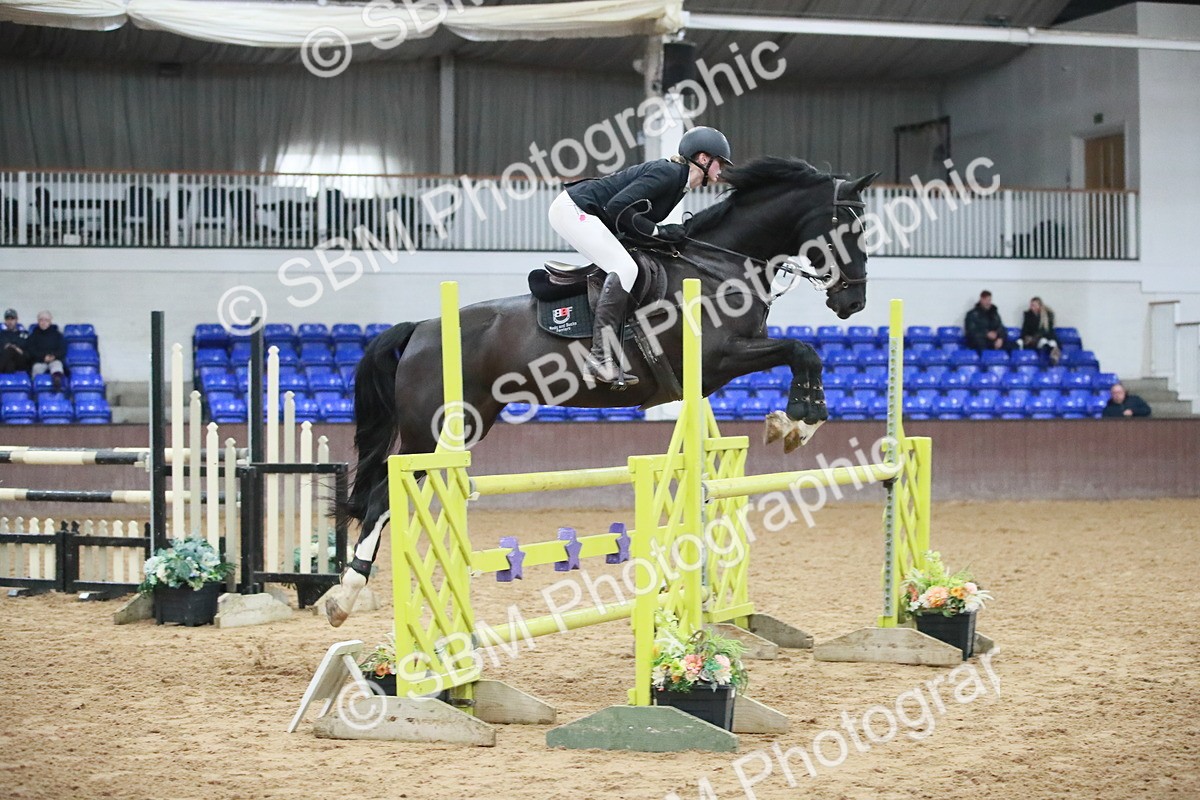 SBM_001142 - Class 4 - Senior Newcomers - 1.10m Open