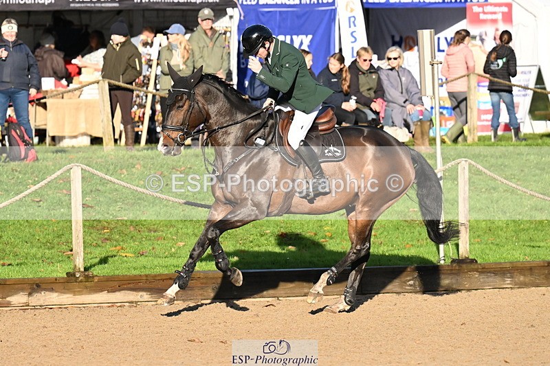 251024A-093804-06148 - B-121-Patrick.Whelan