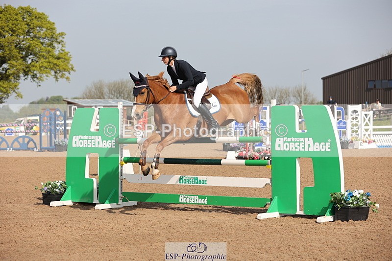 240511A-092601-11066 - Cls 32 Foxhunter