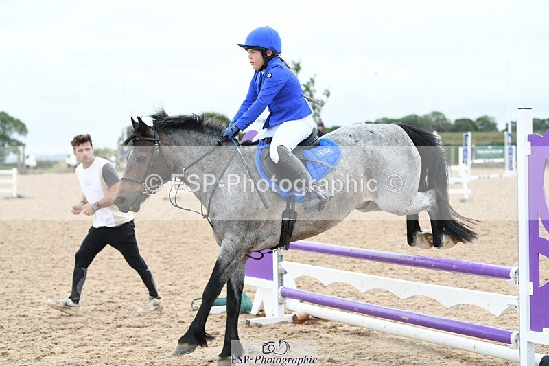 250807-125930-00921 - 70cm Round 2