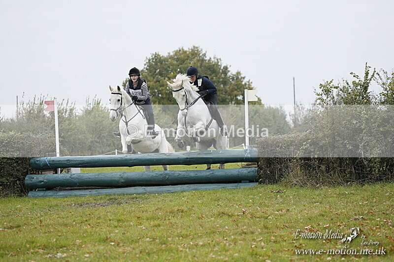 WWHT 181020 WWHT 181020 1469 - WWEC Intermediate Pairs (0.90m) 18/10/20