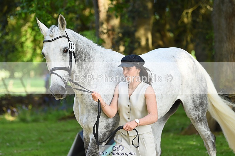 230524-172048-01453 - 170-MIND_OVER_MATTER-Lea_Boulesteix-WEDTrotUp+DR