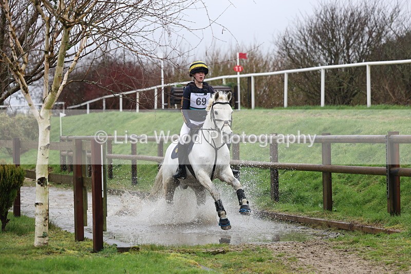 3E7A6900 - Class 2: 80cm Part 1