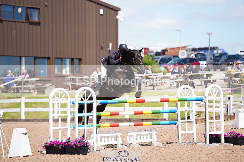 240525A-132340-06195 - Cls 17 National 1.30m