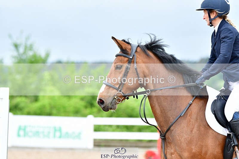 240526A-114816-07538 - Cls 31 85cm National Am Qualifier