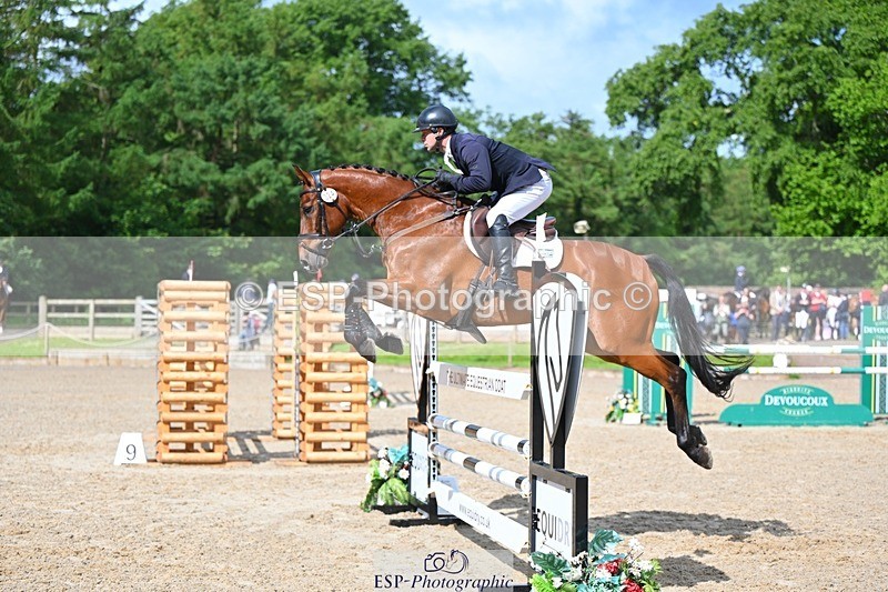 240526-094917-19738 - 324-COOMBELAND_SEMILLY-Rupert_Batting