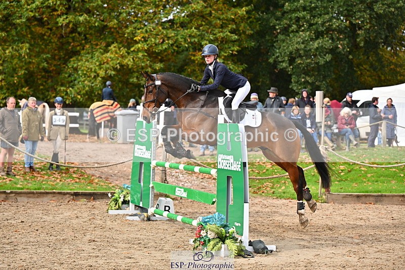 251026A-121018-24266 - E-398-Fenella.Redvers