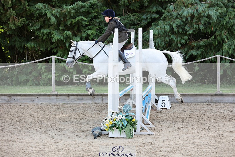 240823X-094649-14676 - 60cm R1 8.30 to 10.00