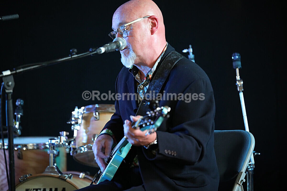 FOLK N BLUES-382 - FOLK and BLUES SEPT 2022