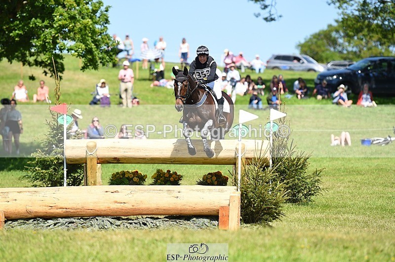 230527-151518-10328 - 353-THE_RIPPER-Bundy_Philpott-XC