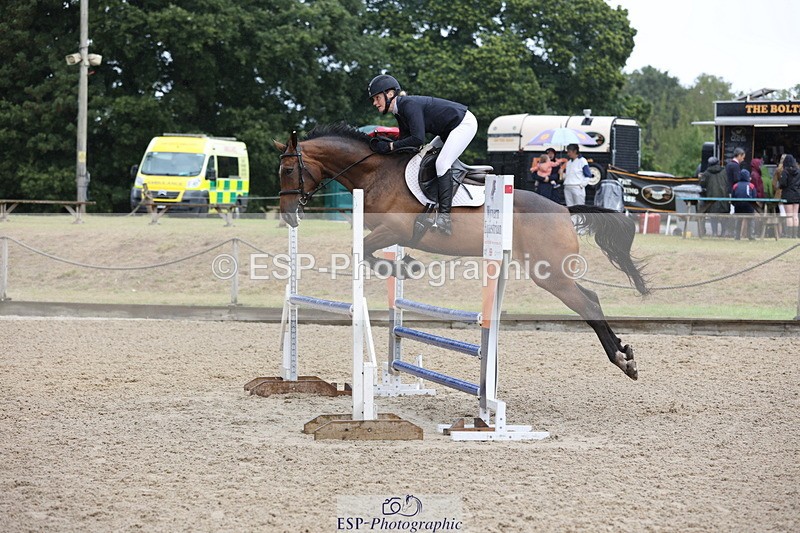 250831A-130845-10254 - Cls 42 Snr 1m Grand Prix