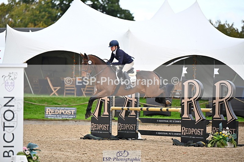 251026A-105512-23773 - D-312-Laura.Sharpe