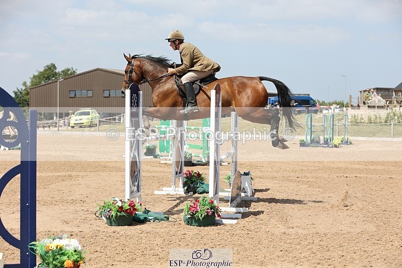 250725-135036-03082 - Cls 3 Snr Foxhunter