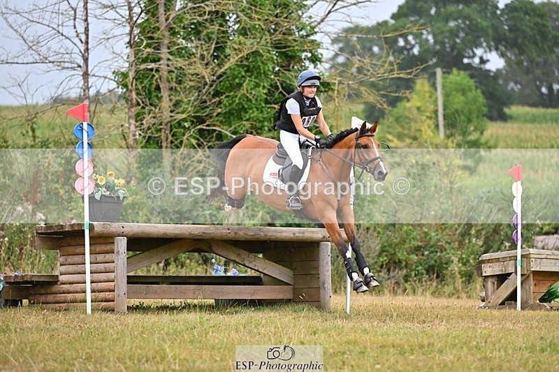 250803A-125603-13542 - N-609-Sarah.Marshall-NEW.KIDZ.VAN.HET.EELSHOF