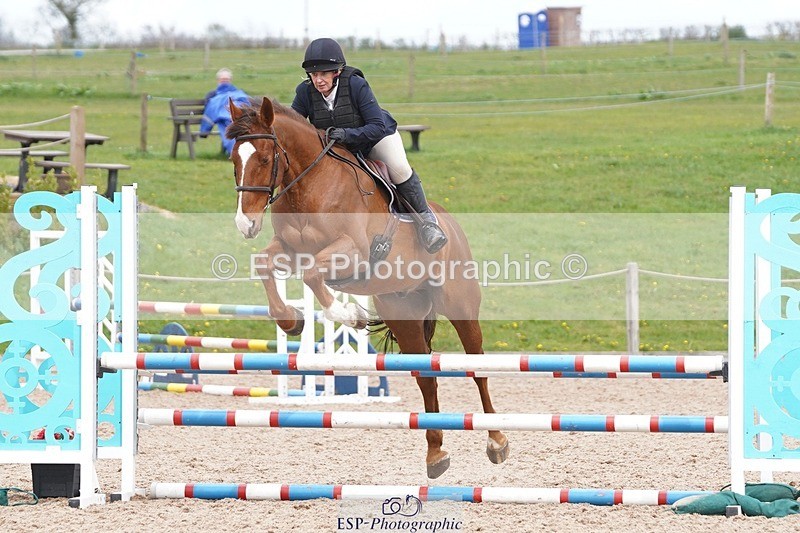 250414-134312-00980 - 90cm Round 2