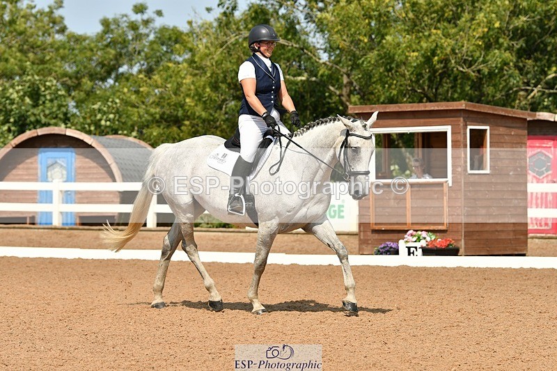 250817-120907-08790 - 099-Essie.BarkerBloody.Nora